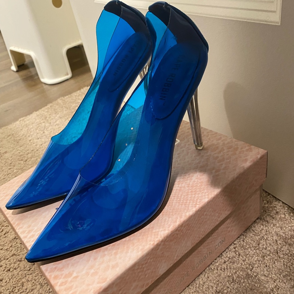 Blue women’s pumps NEVER WORN